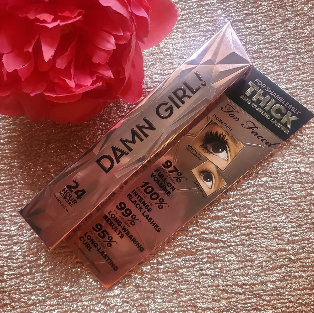 Too Faced Damn Girl! VOLUMIZING Mascara